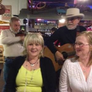 Meet your Posher, Virginia